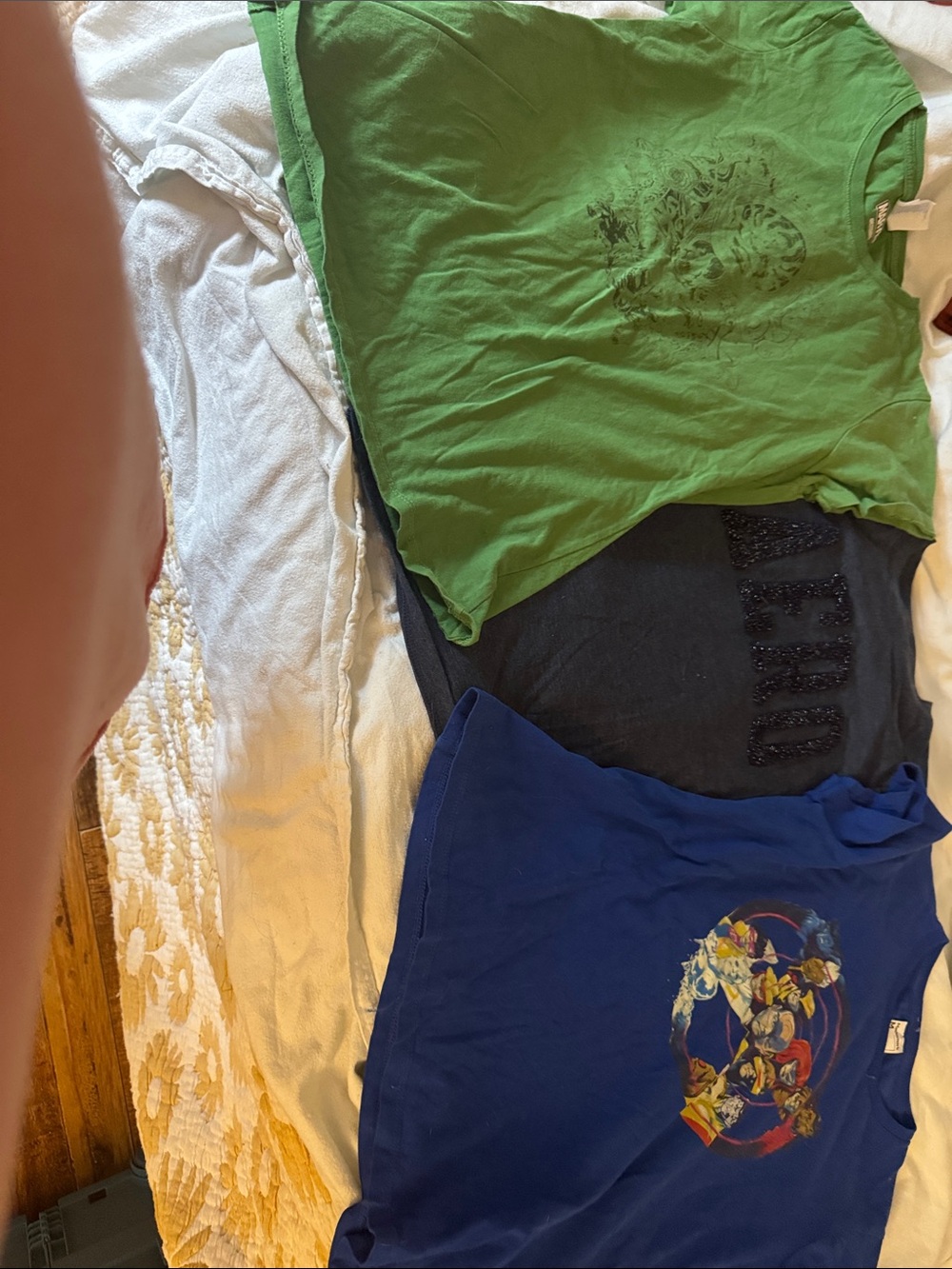 Aeropostale Green Short Sleeve Tee with Subtle Front Print - Kids